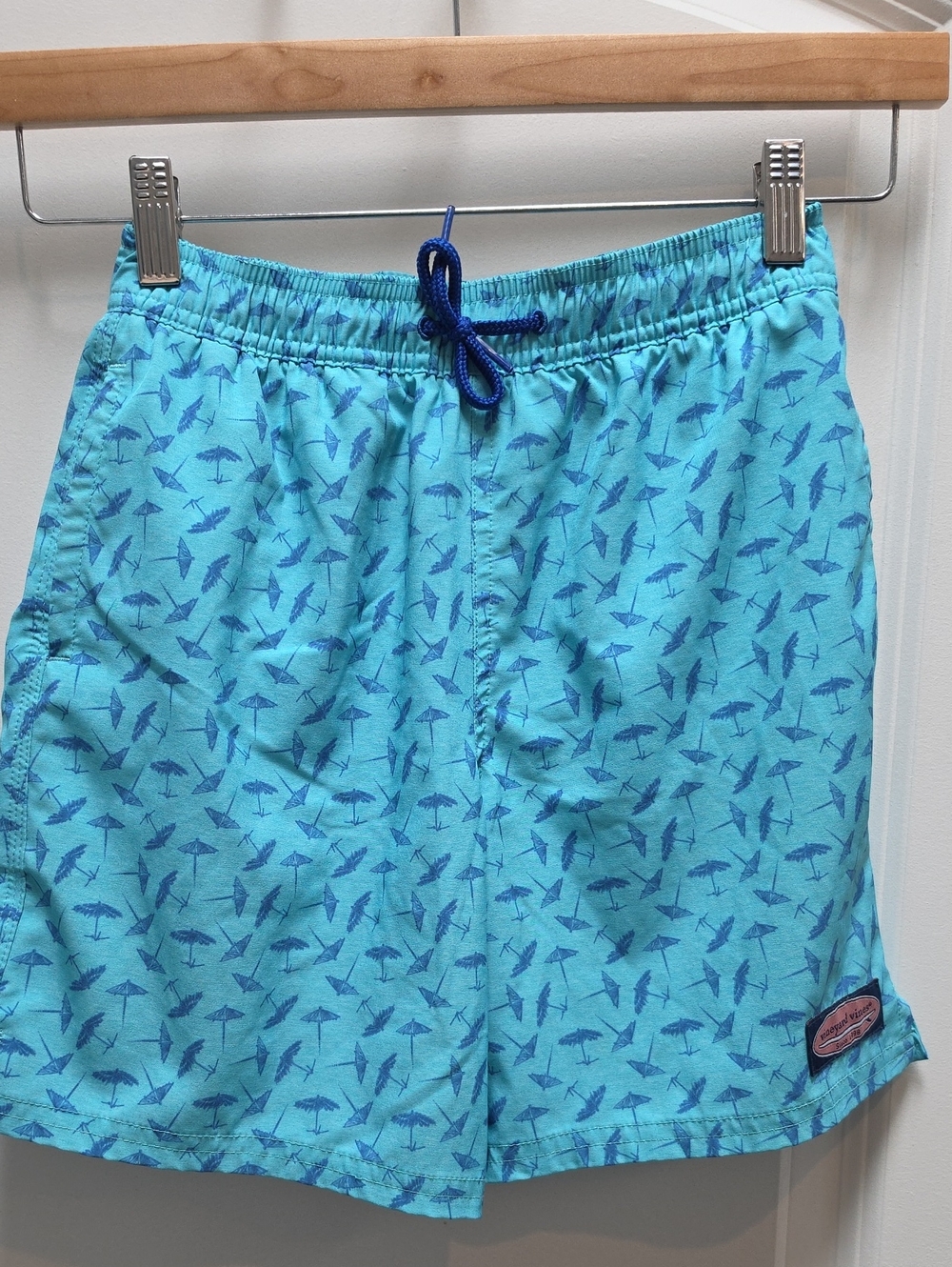 Vineyard Vines Umbrella Print Chappy Swim Trunks Blue & Turquoise Small